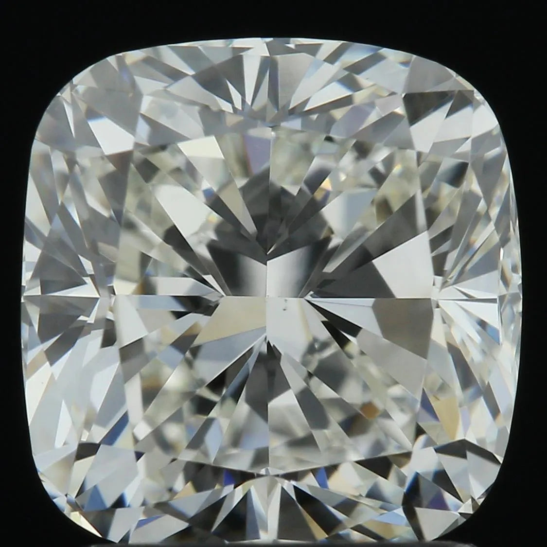 2.01ct Cushion modified Natural Diamond (Colour I, Clarity VS1, GIA Certified)